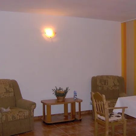 Vila Iulia *
