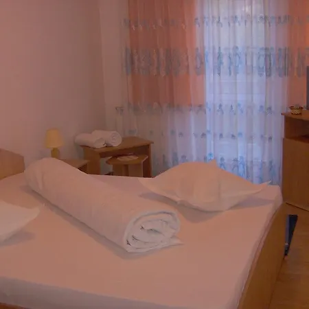 Vila Iulia *